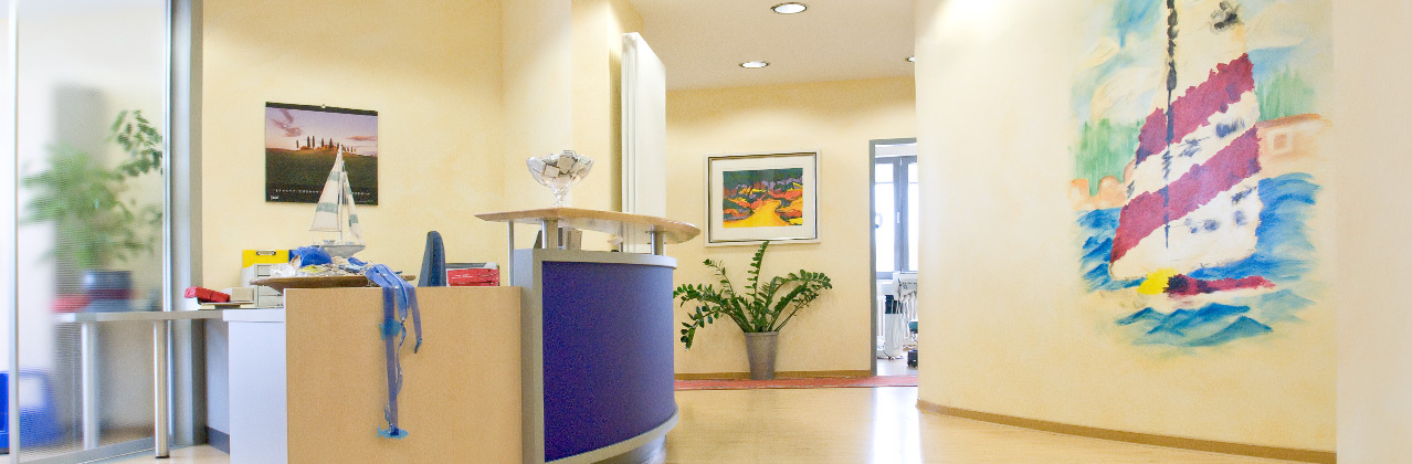 Zahnarztpraxis Säger Behandlungsraum